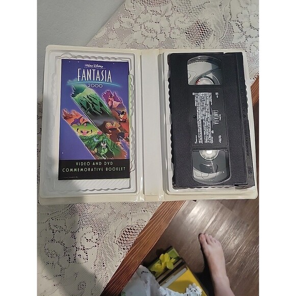 Walt Disney Lot Of 4 Vhs Tapes Great Mouse Detective Pocahontas Brother Bear... - Picture 12 of 15